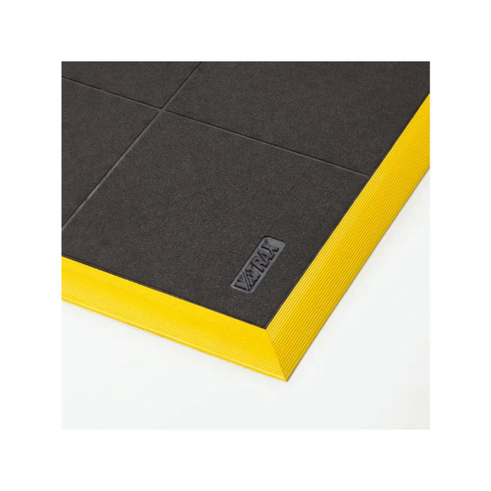 Notrax® Cushion-Ease® Solid Interlocking Anti-Fatigue Floor Mats 556 Series - Black - 3' X 3'