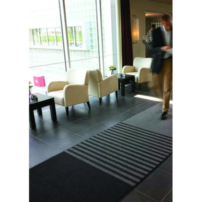 Notrax® Opera™ Scrape & Dry Entrance Mat - 137 Series - Black