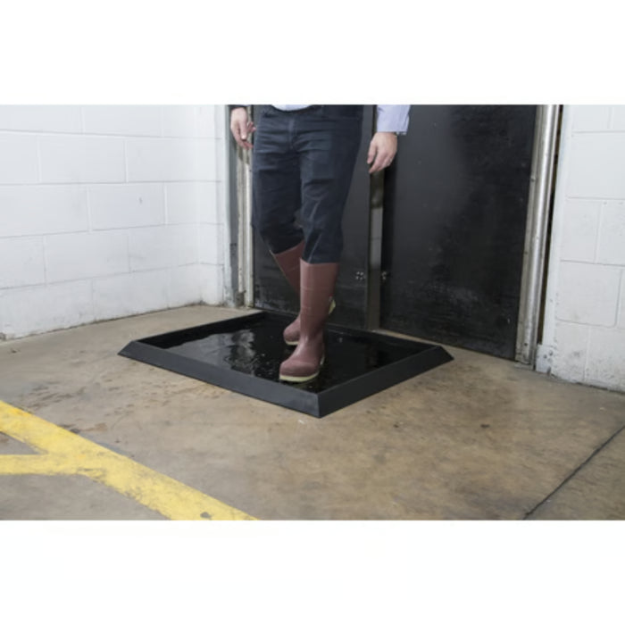 Notrax® Sani-Trax® Plus Shoe Sanitizer Disinfectant Mat - 351 Series - Black
