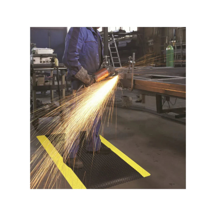 notrax-dura-trax-ultra-anti-fatigue-floor-mat-976-series-3-feet-width-x-75-feet-length-black-yellow
